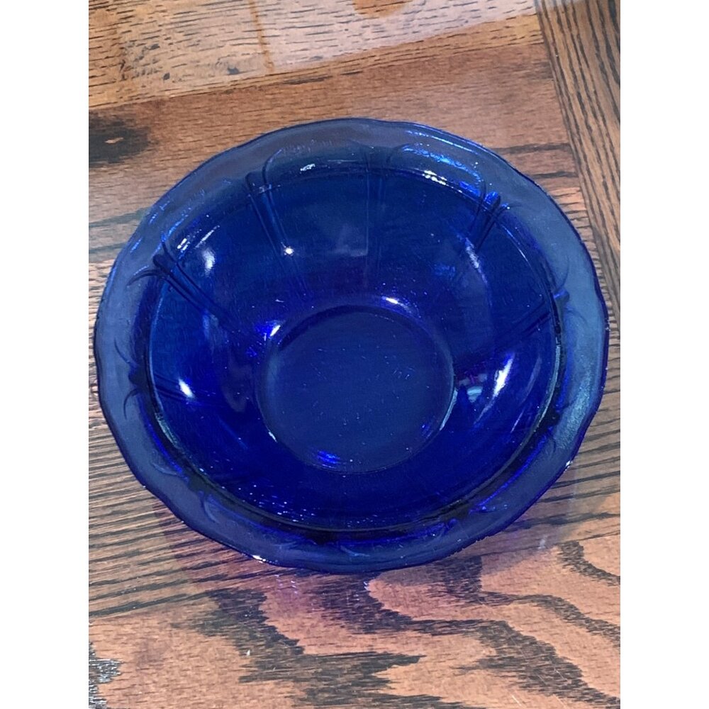Vtg Jeannette Glass Cobalt Blue Glass Bowl Embossed Floral Leaf Design
